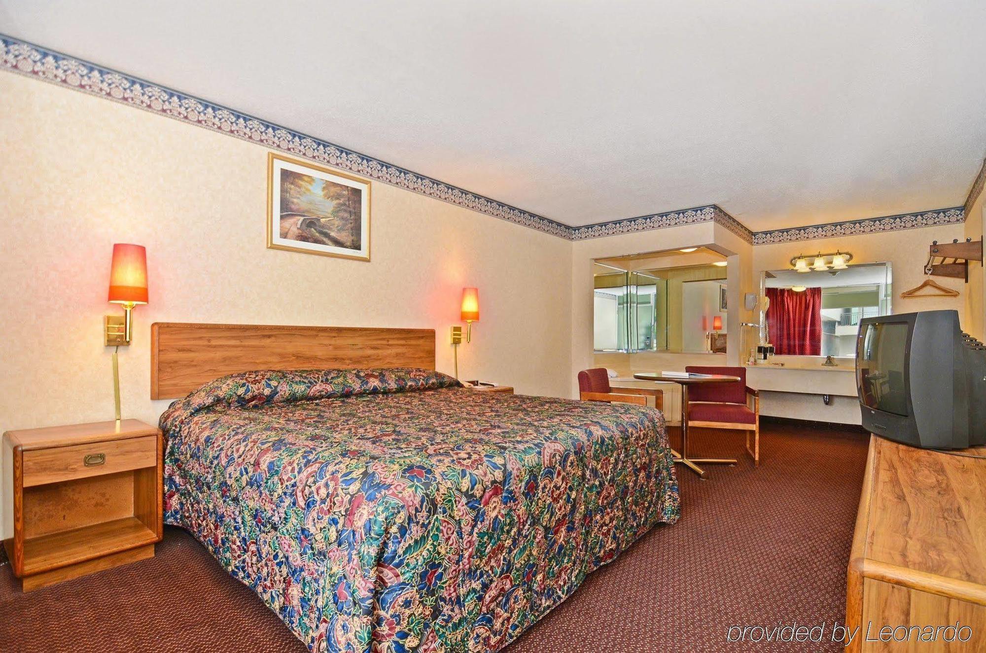 Red Carpet Inn & Suites Carneys Point/Wilmington Exteriör bild